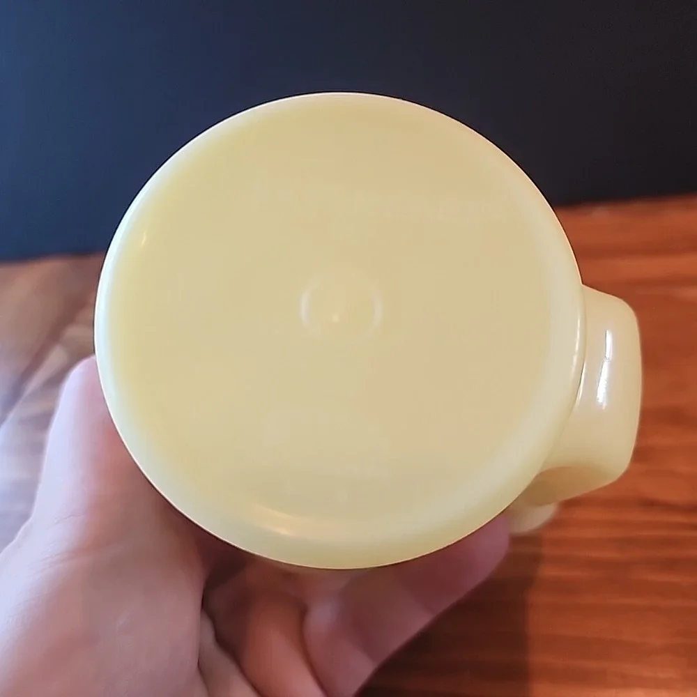 Vintage Tupperware Yellow Plastic Creamer Pitcher No‎ Lid Replacement 574-4